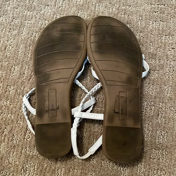 Sandals - Picture 8 of 10